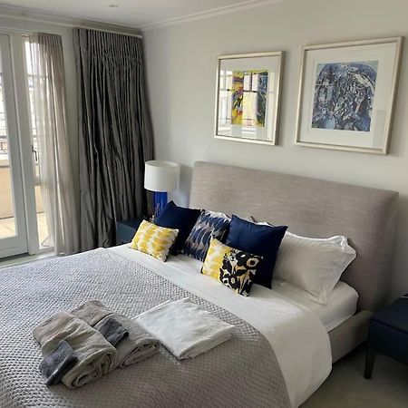 Large Luxury Penthouse With Free Parking Garage Daire Londra Dış mekan fotoğraf